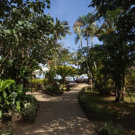 Uprising Beach Resort Пасифик-Харбор Экстерьер фото