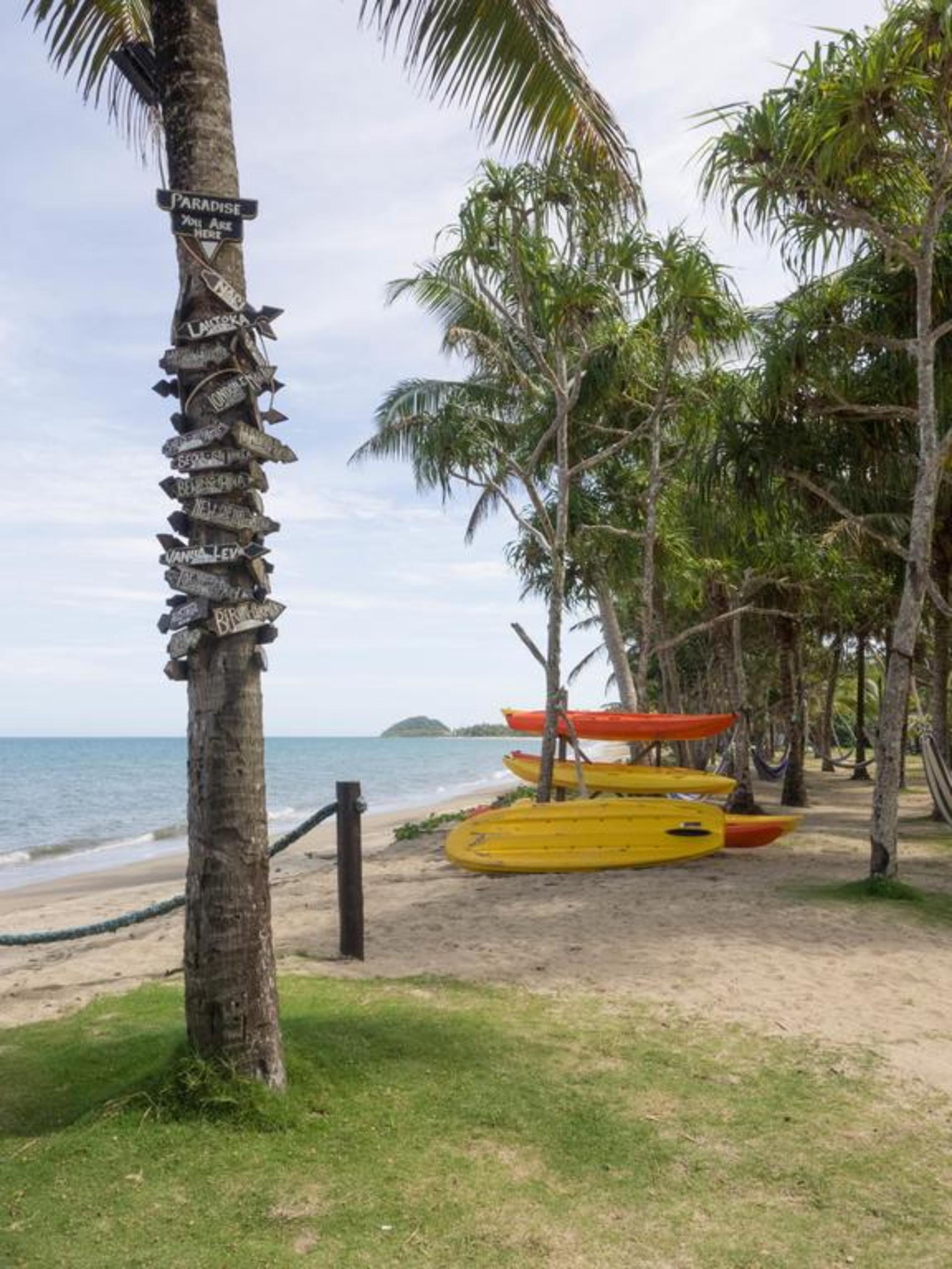 Uprising Beach Resort Пасифик-Харбор Экстерьер фото